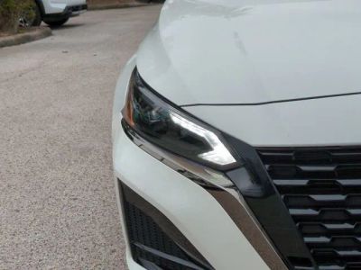 2025 Nissan Altima — photo 10 view