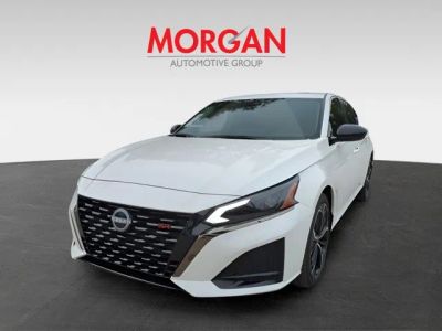 2025 Nissan Altima — photo 9 view