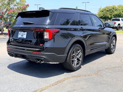 2026 Ford Explorer — detail view