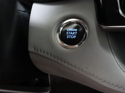 2022 Toyota Highlander FWD - Photo 18