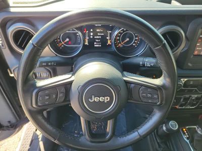 2021 Jeep Wrangler — photo 22 view