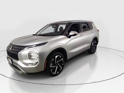 2024 Mitsubishi Outlander - Photo 3