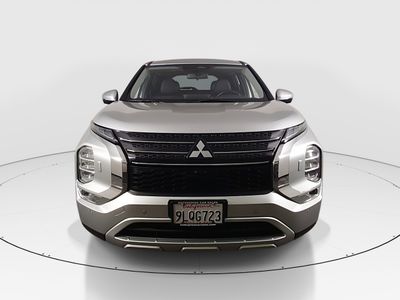 2024 Mitsubishi Outlander - Photo 2
