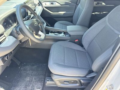 2026 Ford Explorer — photo 9 view