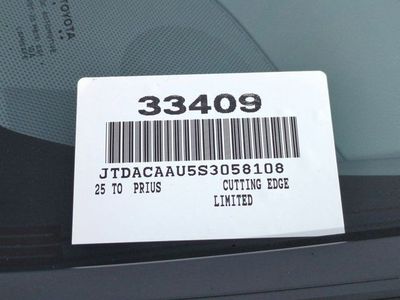 2025 Toyota Prius - Photo 18