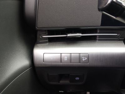 2025 Hyundai Kona - Photo 13