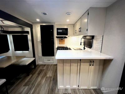 2026 Venture RV SportTrek Touring Edition — photo 12 view