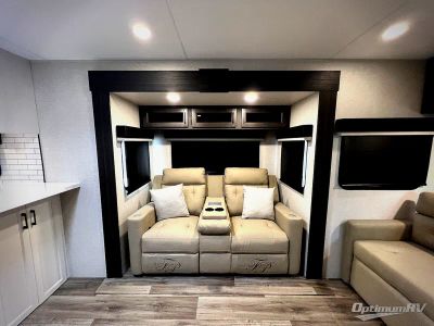 2026 Venture RV SportTrek Touring Edition — detail view