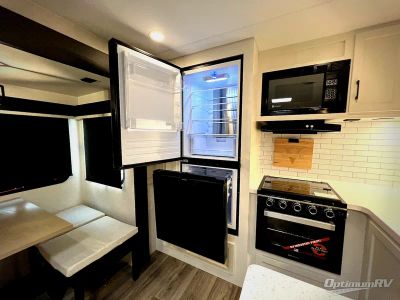 2026 Venture RV SportTrek Touring Edition — photo 16 view