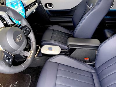 2025 MINI Hardtop 4 Door — photo 19 view