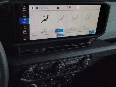 2026 Jeep Wrangler — photo 29 view