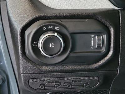 2026 Jeep Wrangler — photo 21 view