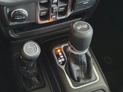 2026 Jeep Wrangler — photo 30 view