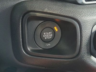 2026 Jeep Wrangler — photo 26 view