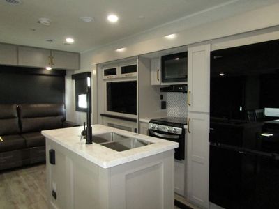 2026 Jayco SUNDANCE XLT TRAILER - Photo 4