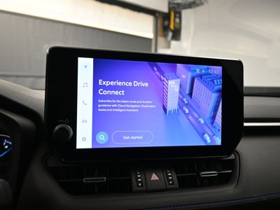 2026 2024 Toyota RAV4 Hybrid XSE SUV — photo 11 view