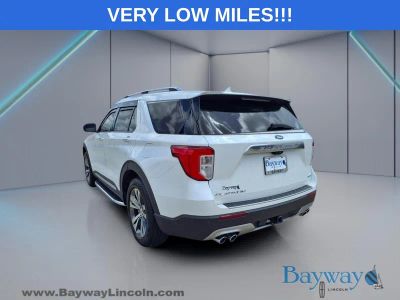 2020 Ford Explorer — side profile view