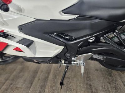 2026 Yamaha YZF-R3 70th Anniversary Edition - Photo 18