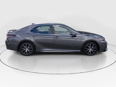2024 Toyota Camry — photo 8 view