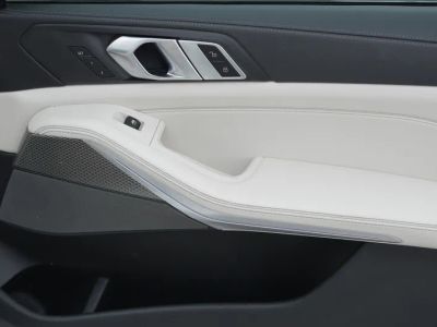 2021 BMW X5 — photo 25 view