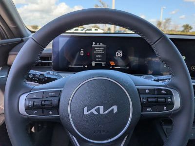 2026 Kia K5 — photo 26 view