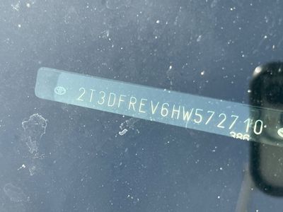 2017 Toyota RAV4 - Photo 23