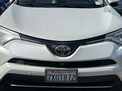 2017 Toyota RAV4 - Photo 9