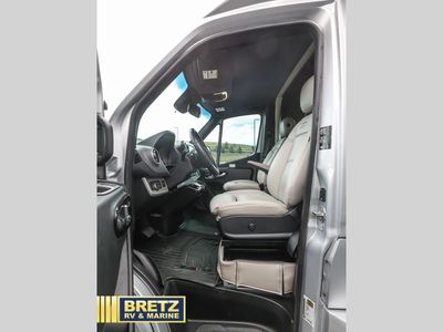 2021 Airstream Atlas - Photo 11