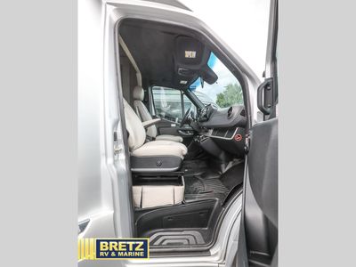 2021 Airstream Atlas - Photo 12