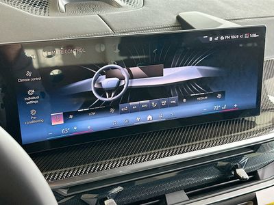 2026 BMW X7 - Photo 13