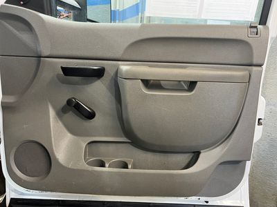 2011 Chevrolet Silverado 2500HD — photo 21 view