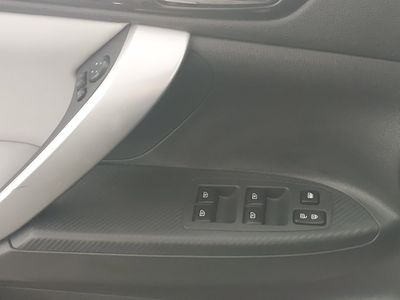 2024 Mitsubishi Eclipse Cross — photo 19 view