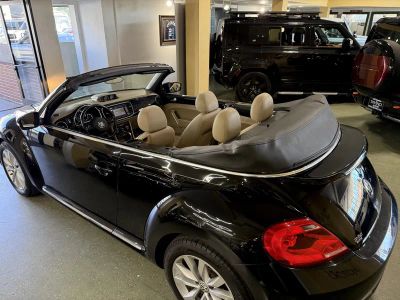2014 Volkswagen Beetle Convertible — photo 8 view