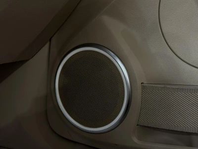 2014 Volkswagen Beetle Convertible — photo 26 view
