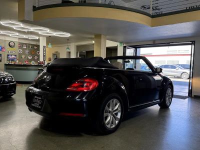 2014 Volkswagen Beetle Convertible — photo 34 view