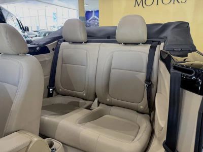 2014 Volkswagen Beetle Convertible — photo 13 view