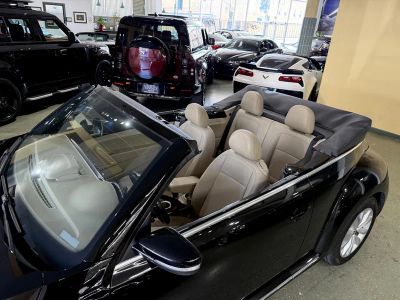 2014 Volkswagen Beetle Convertible — photo 9 view