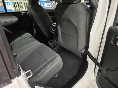 2026 Jeep Wrangler — photo 29 view