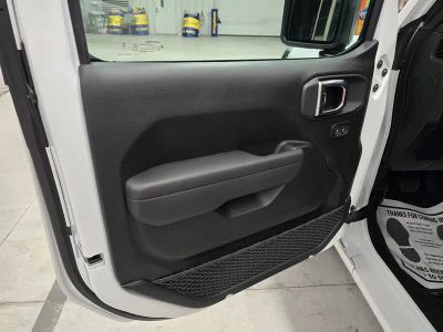2026 Jeep Wrangler — photo 12 view