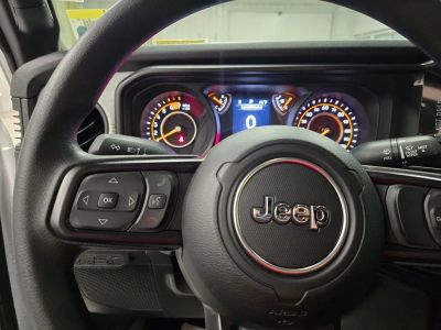 2026 Jeep Wrangler — photo 17 view