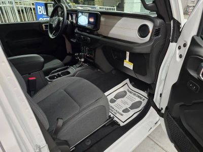 2026 Jeep Wrangler — photo 28 view