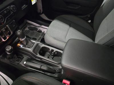 2026 Jeep Wrangler — photo 22 view