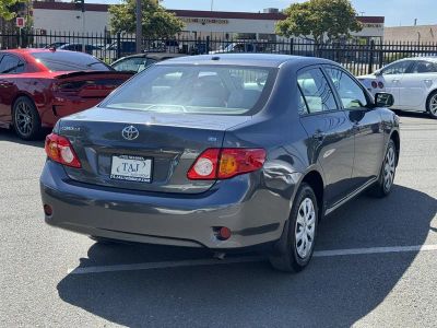 2010 Toyota Corolla - Photo 3