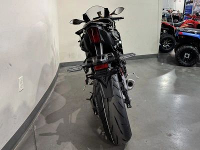 2026 Yamaha YZF-R7 - Photo 7