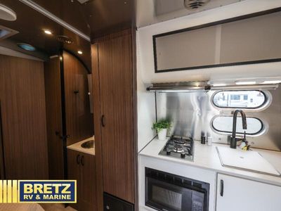 2021 Airstream Caravel - Photo 14