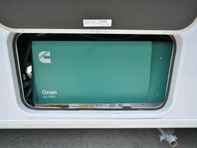2025 Coachmen EURO — photo 37 view