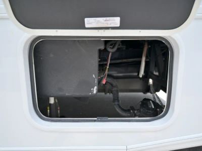 2025 Coachmen EURO — photo 36 view