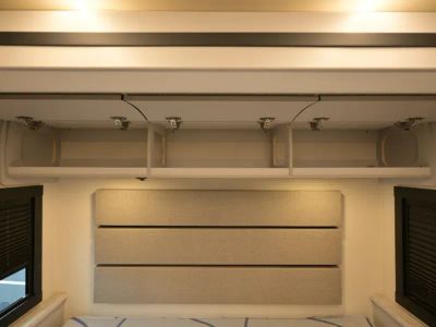 2025 Coachmen EURO — photo 22 view