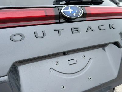 2026 Subaru Outback — photo 11 view