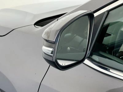 2017 Toyota Highlander — photo 10 view